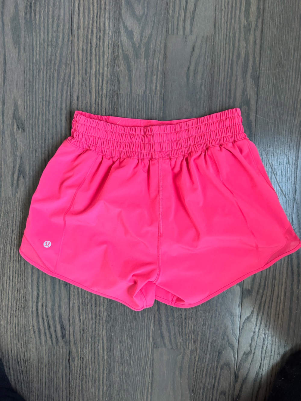 Lululemon Hotty Hot Short II *Long 4" Hot Pink Size 4 - Picture 4 of 5